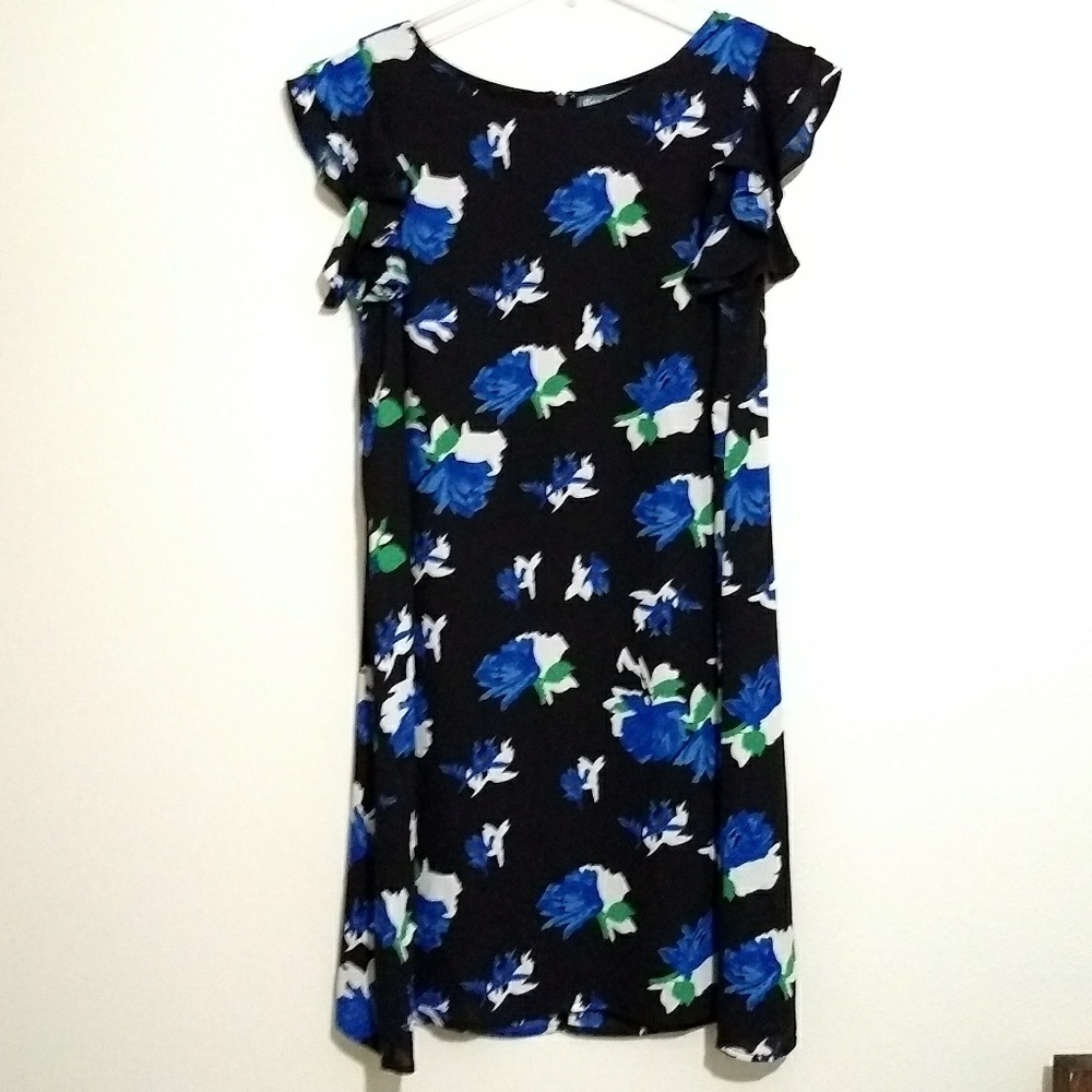 5/$25 Fleur Bleue Floral Ruffle Sleeve Dress